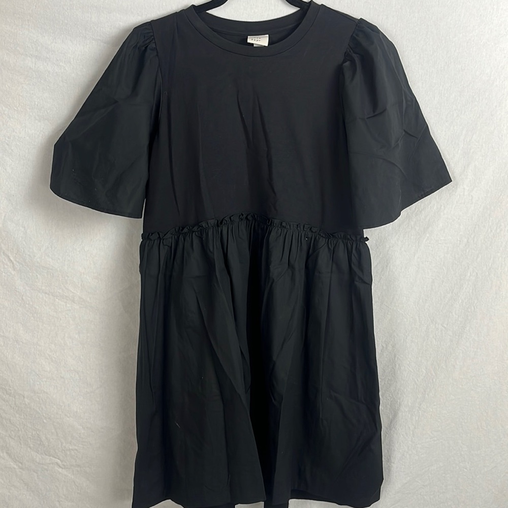 A new day black dress. Size S. Has pockets